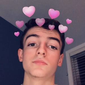 Meet your Posher, Adam